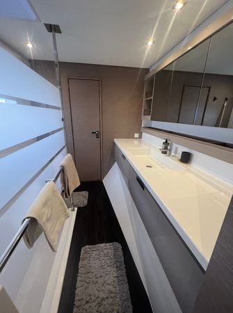 Fountaine Pajot Aura 51 | Amajen