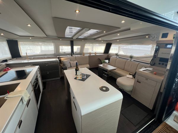 Fountaine Pajot Aura 51 | Amajen