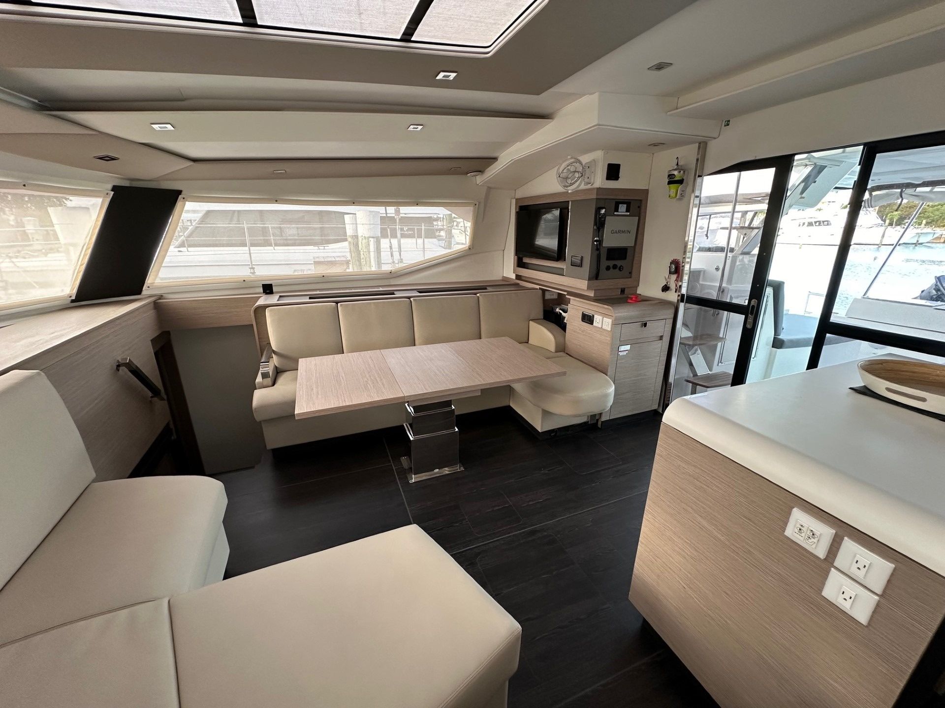 Fountaine Pajot Aura 51 | Amajen