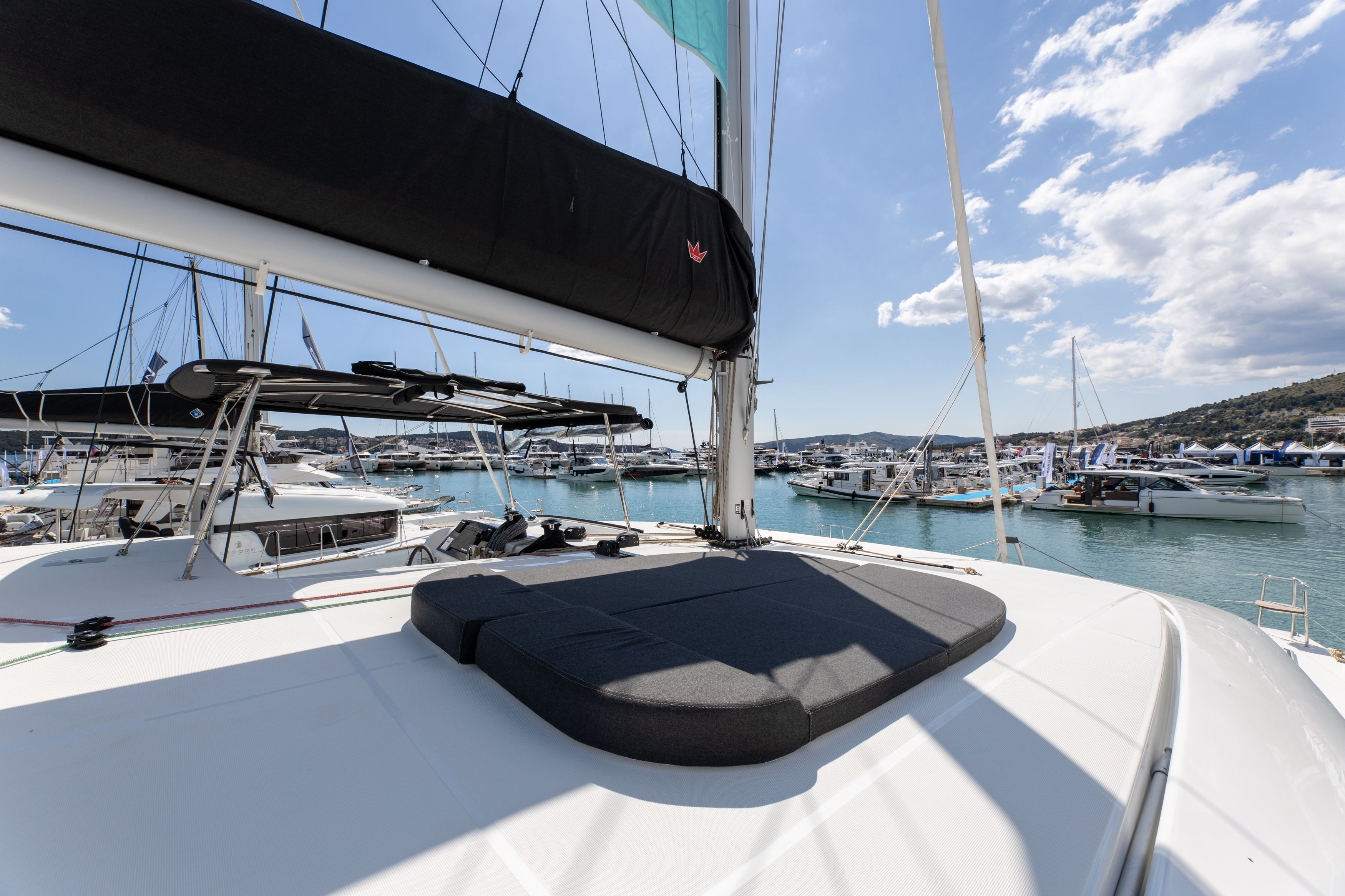 Lagoon 42 | Aventus