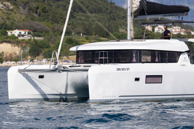 Lagoon 42 | Aventus
