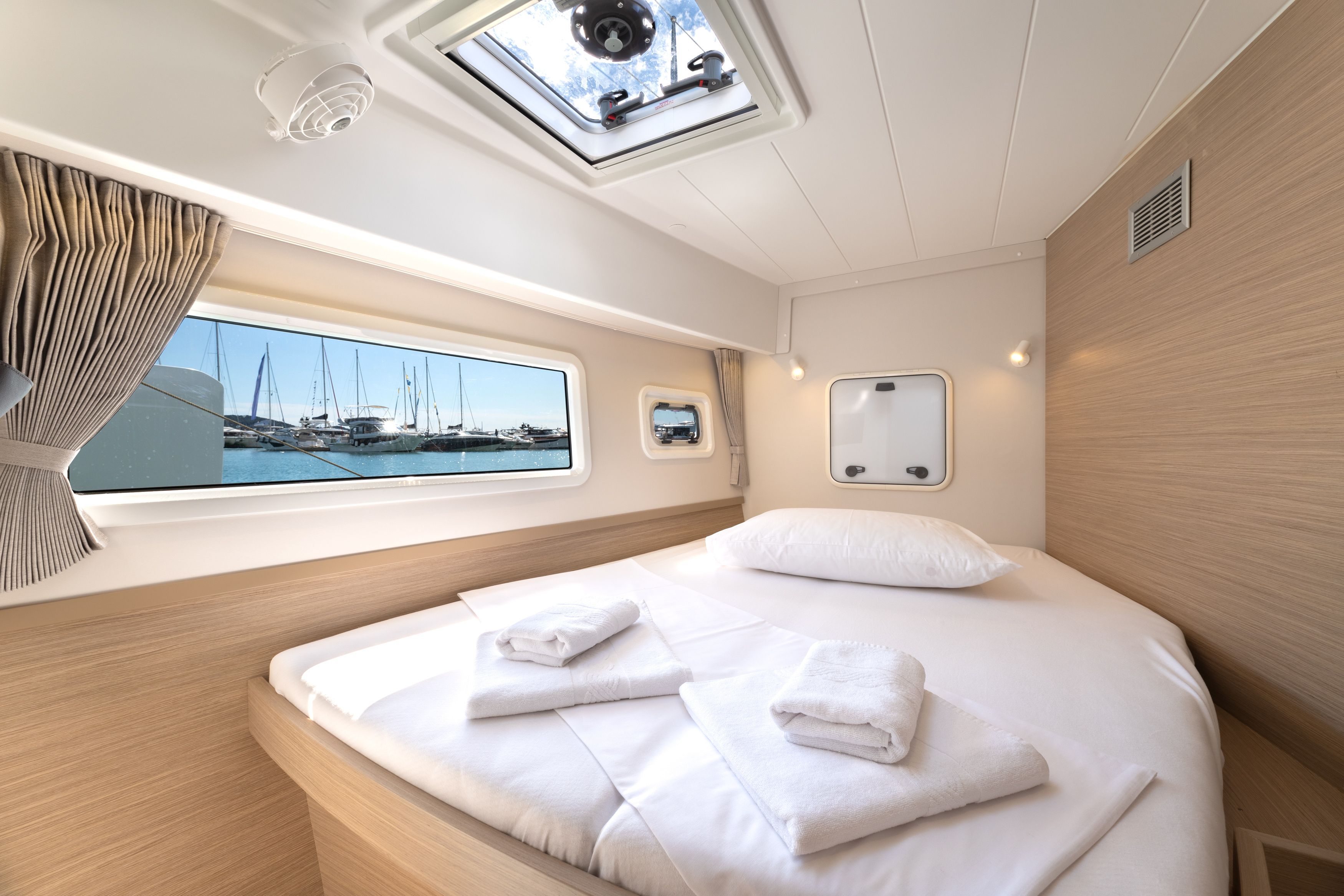 Lagoon 42 | Aventus