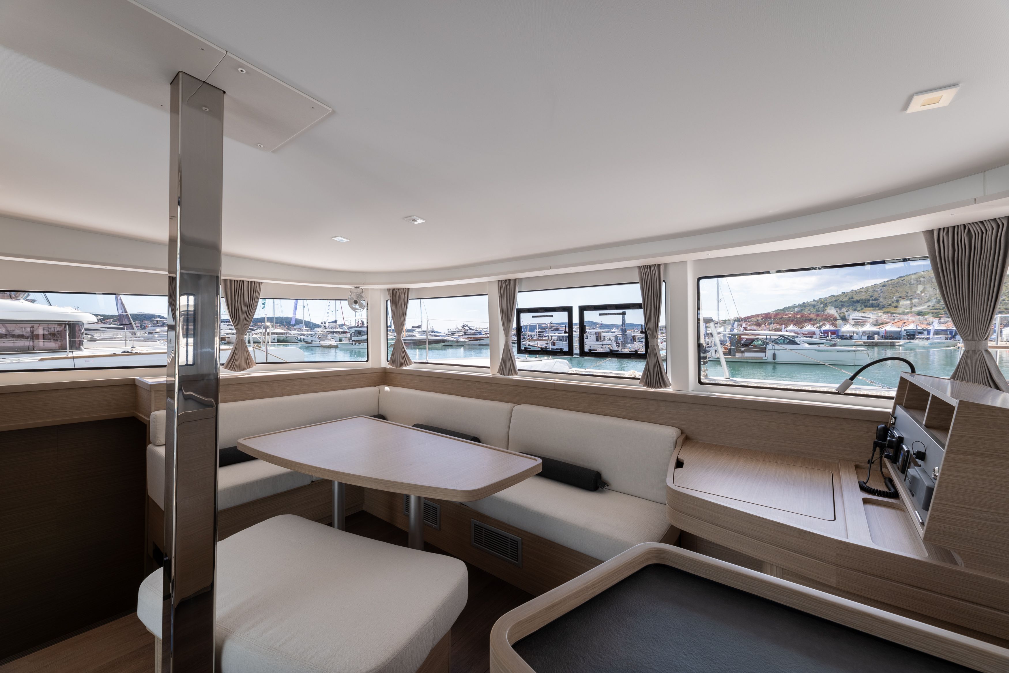 Lagoon 42 | Aventus
