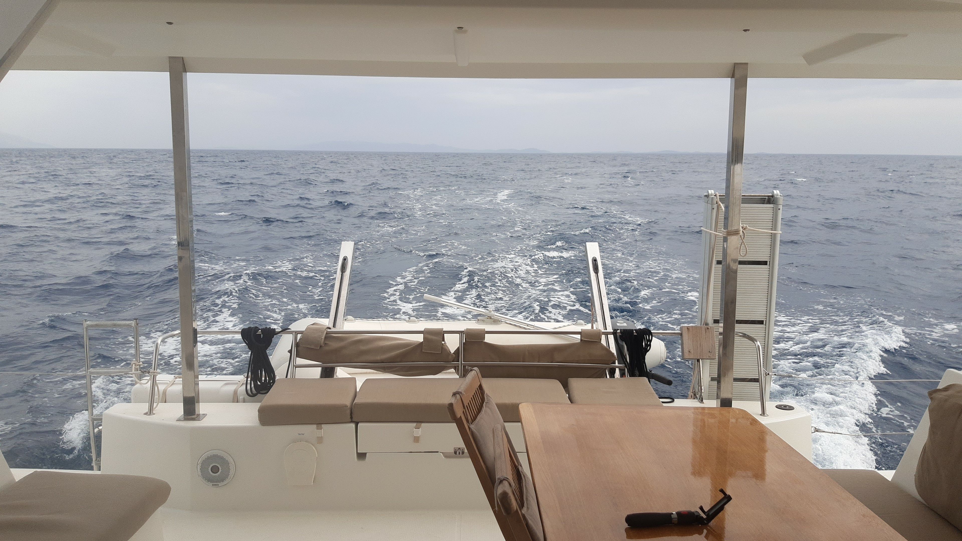 Fountaine Pajot Lucia 40 | Stella Luna