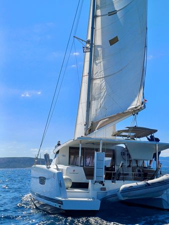 Fountaine Pajot Lucia 40 | Stella Luna