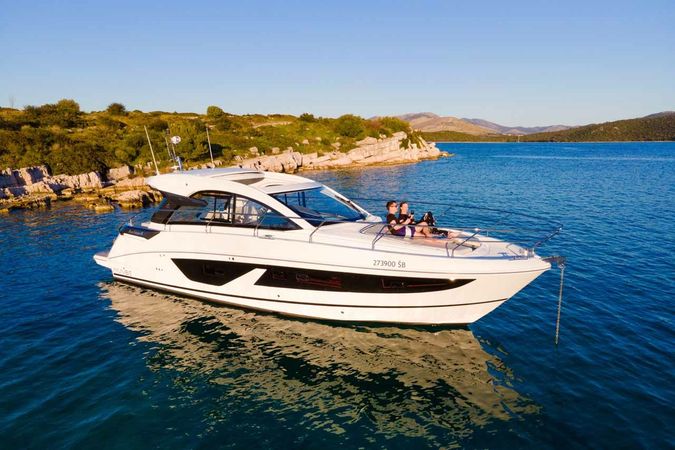 Beneteau Gran Turismo 41 | Star Trek