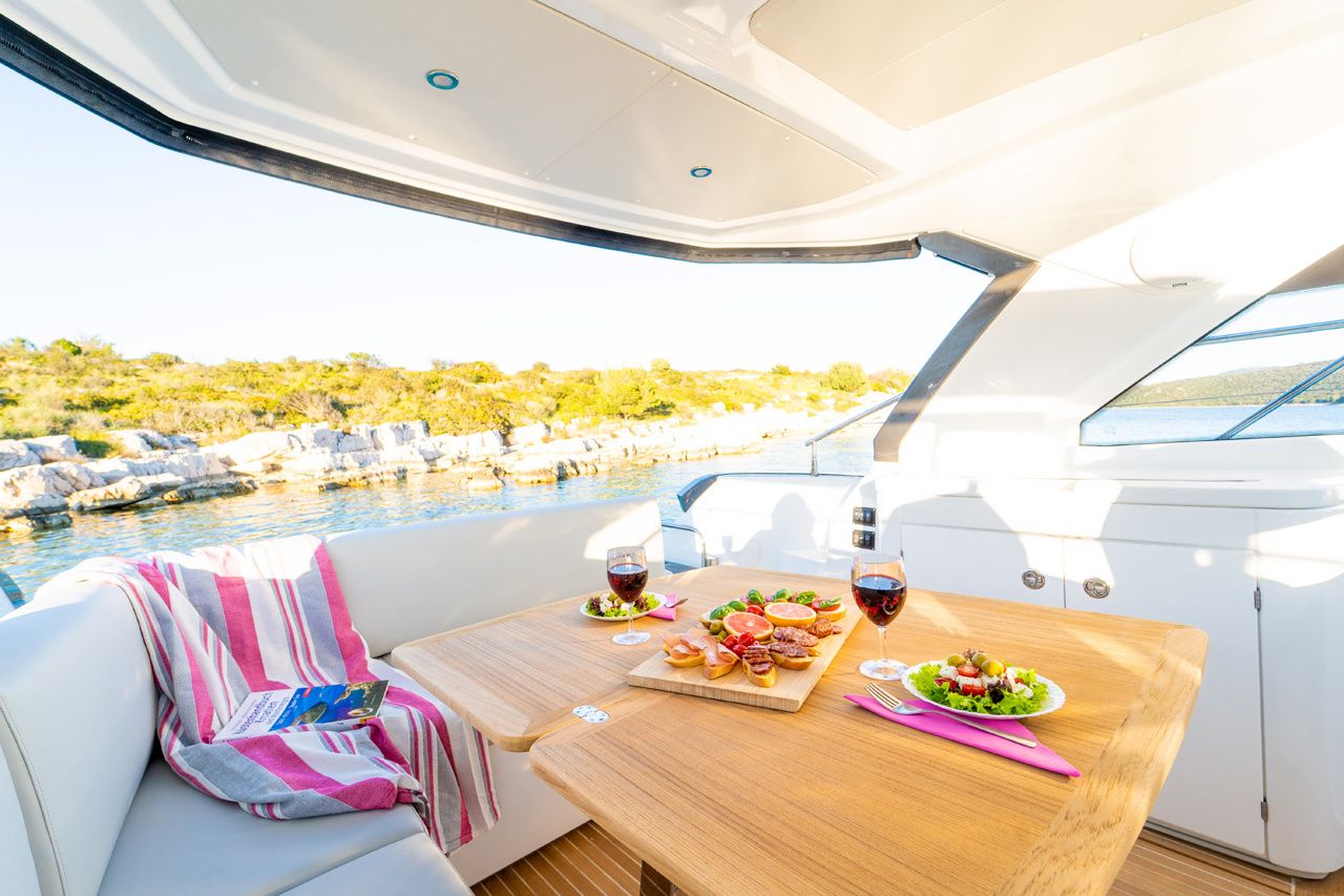 Beneteau Gran Turismo 41 | Star Trek