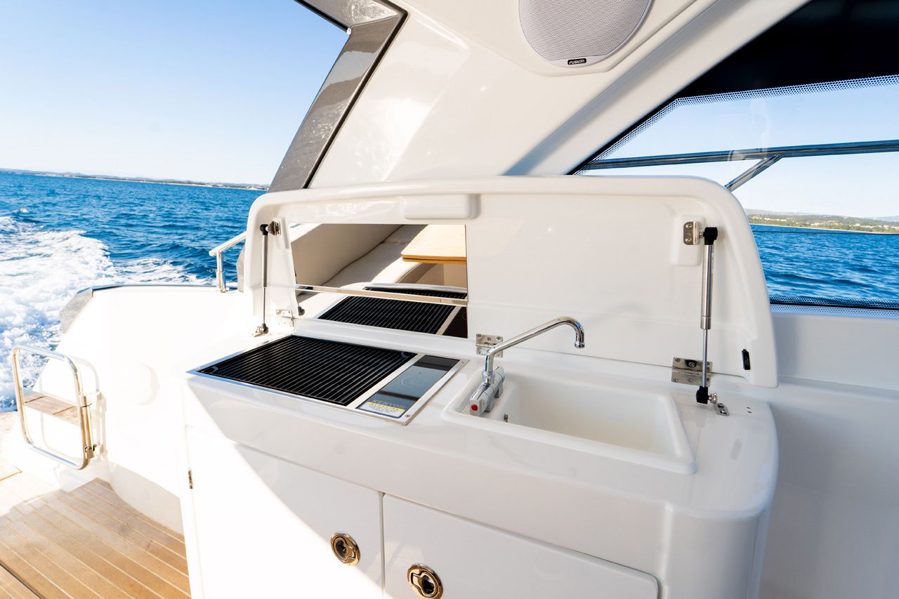Beneteau Gran Turismo 41 | Star Trek