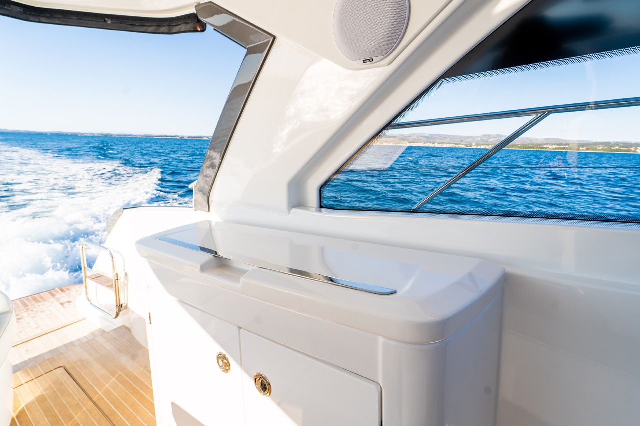 Beneteau Gran Turismo 41 | Star Trek