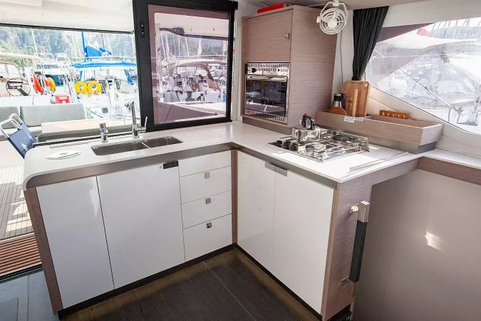 Fountaine Pajot Isla 40 | Serenita