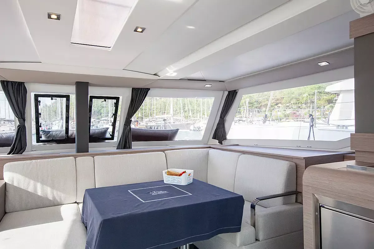 Fountaine Pajot Isla 40 | Serenita
