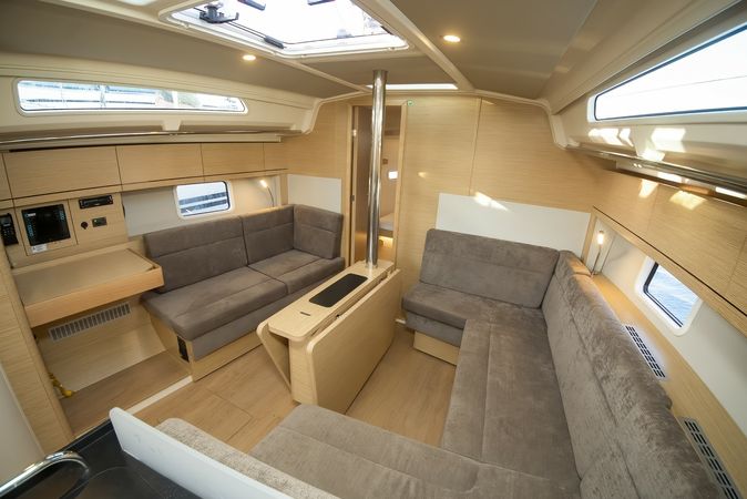 Hanse 388 | Abigail