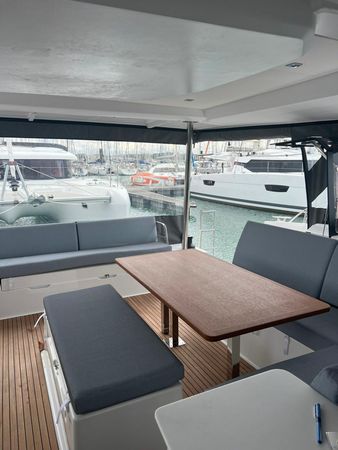 Fountaine Pajot Tanna 47 | Dione