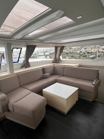 Fountaine Pajot Tanna 47 | Dione