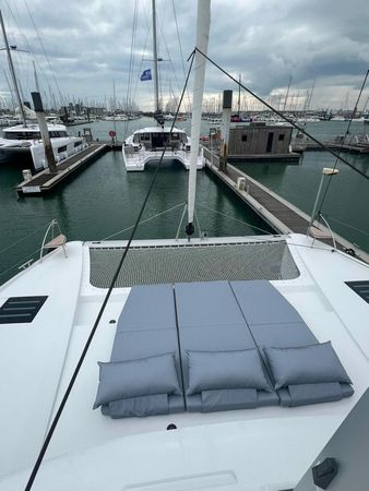 Fountaine Pajot Tanna 47 | Dione