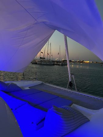 Fountaine Pajot Tanna 47 | Dione