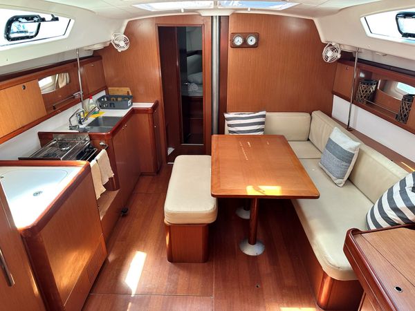 Beneteau 43 | Errika