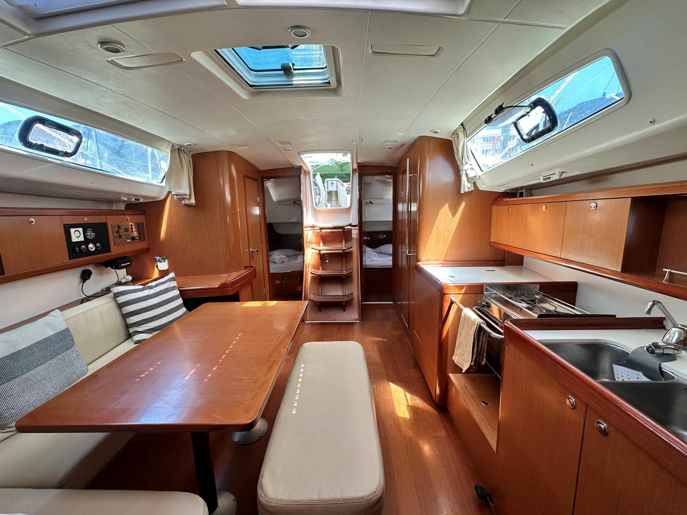 Beneteau 43 | Errika