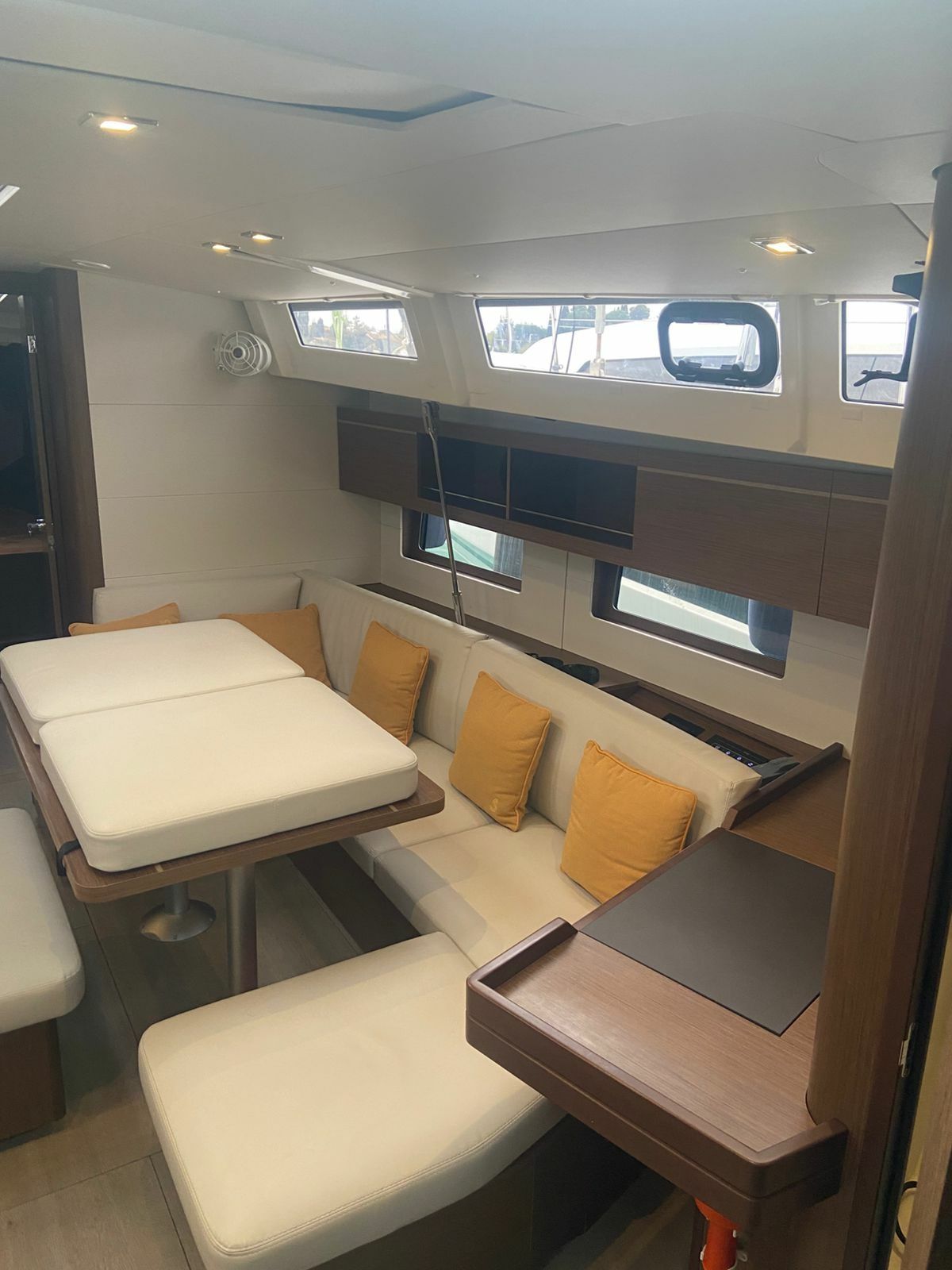 Beneteau Oceanis 46.1 | Victoria