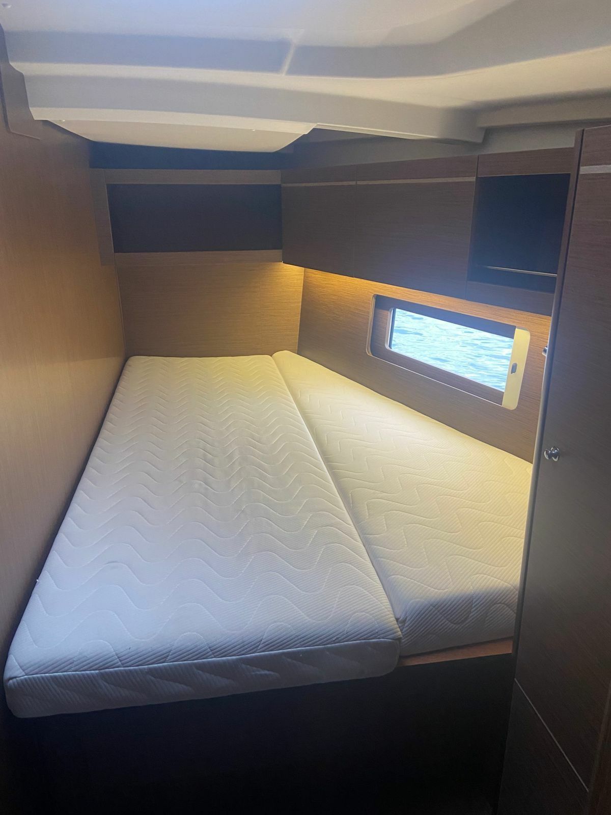 Beneteau Oceanis 46.1 | Victoria