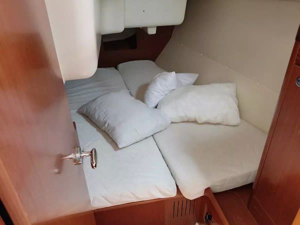 Beneteau Oceanis 34 | Marilou