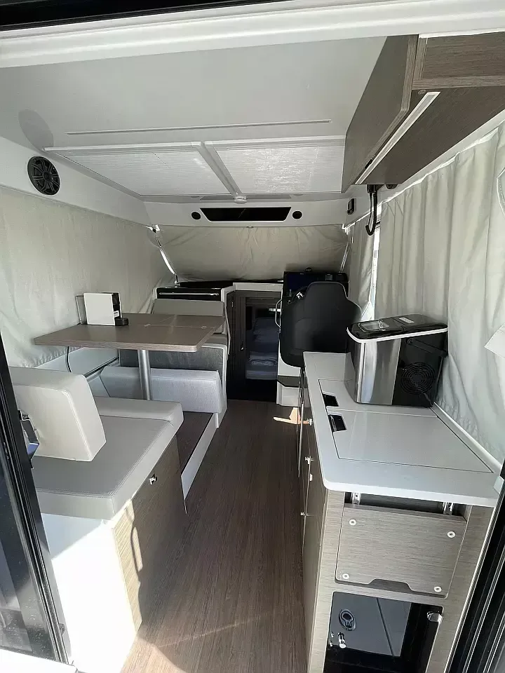 Jeanneau Merry Fisher 895 S2 | Miami Vice - Series II