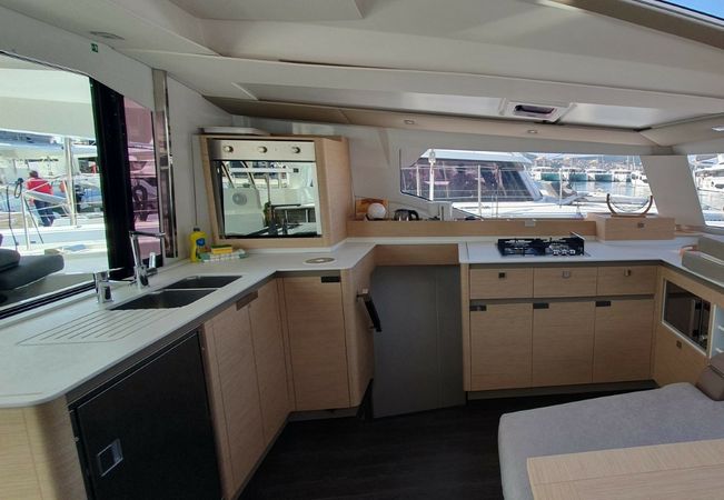 Fountaine Pajot Elba 45 | Adria Blue