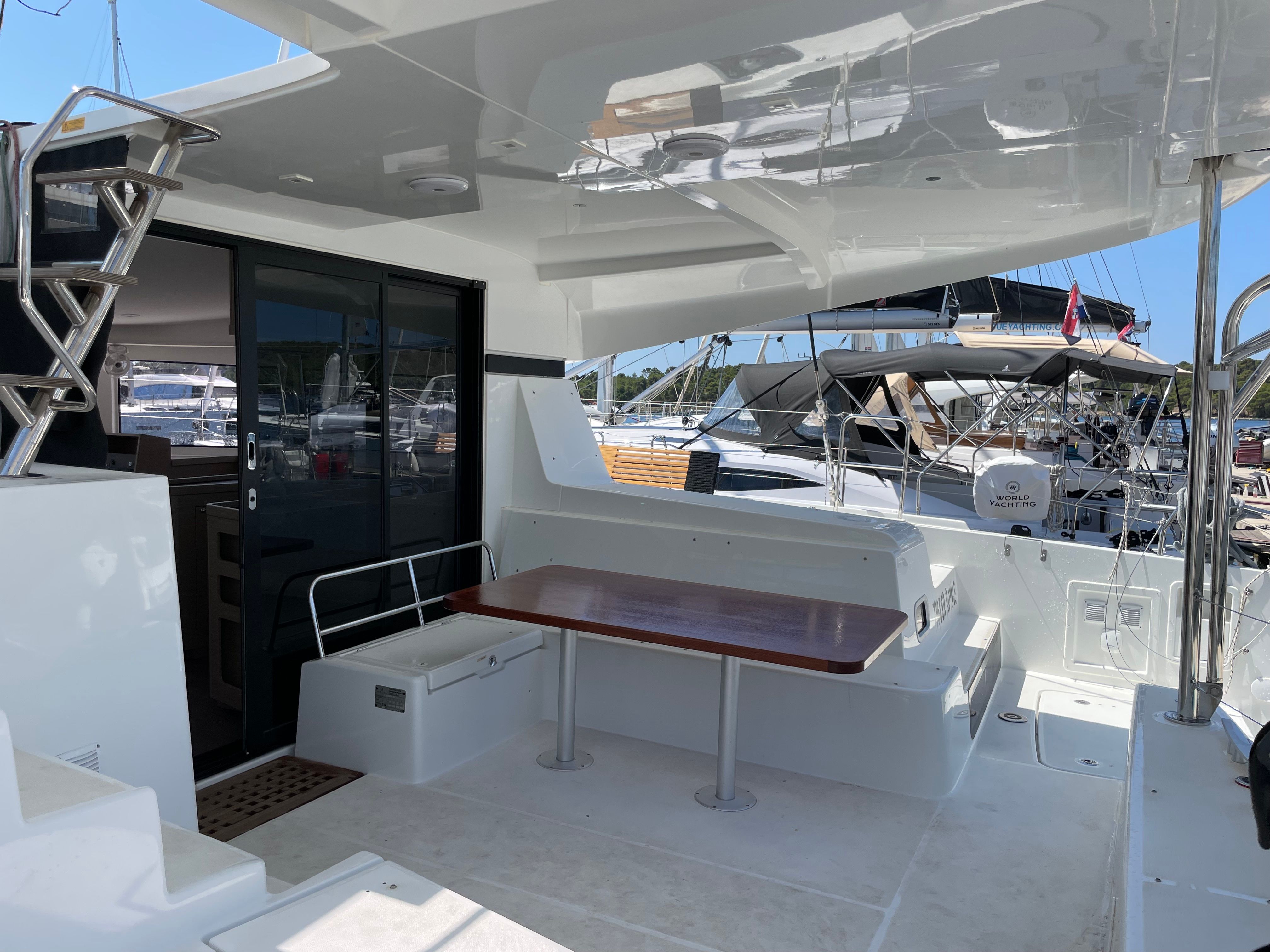 Lagoon 42 | Tigeer Royale