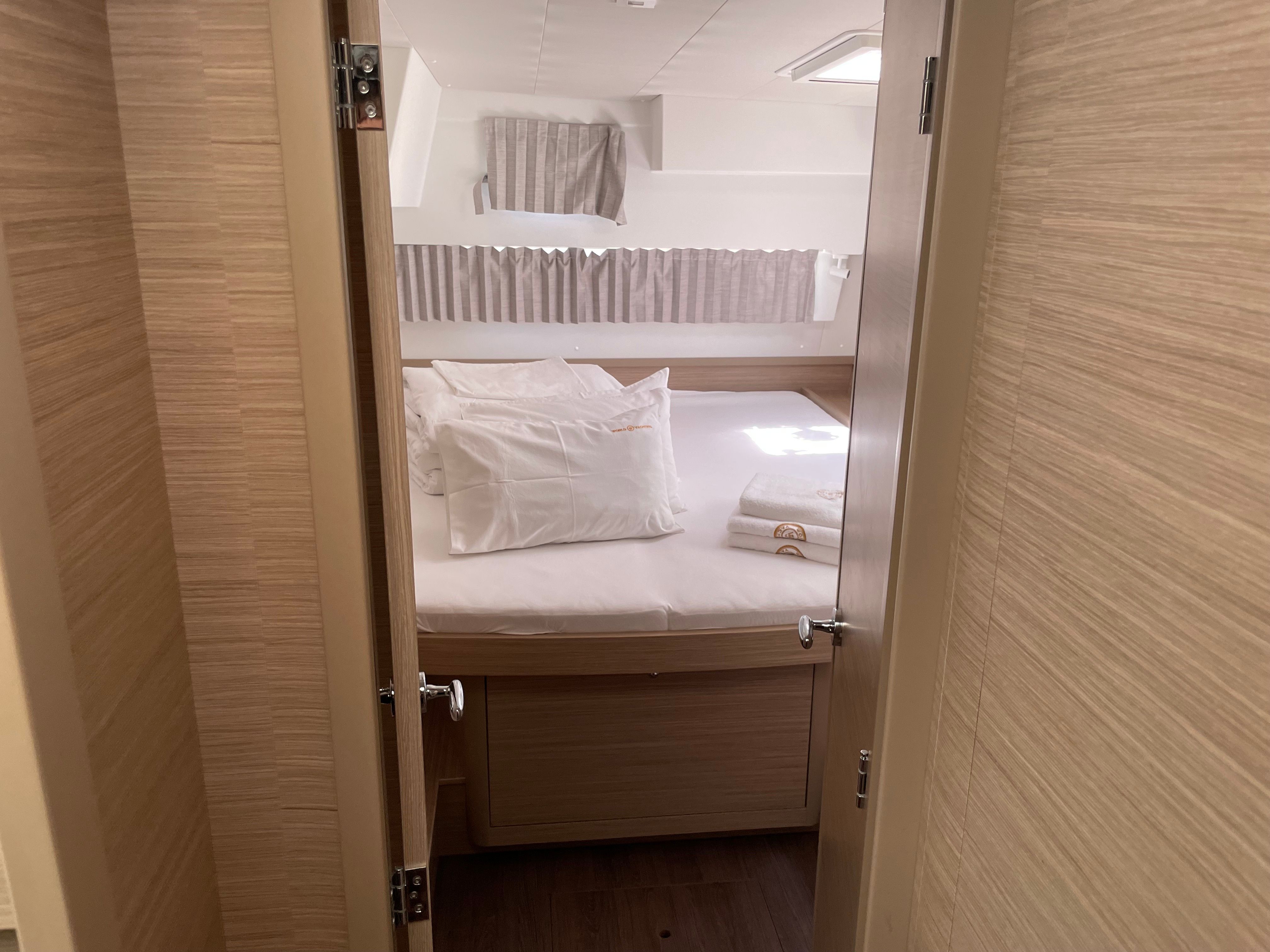 Lagoon 42 | Tigeer Royale