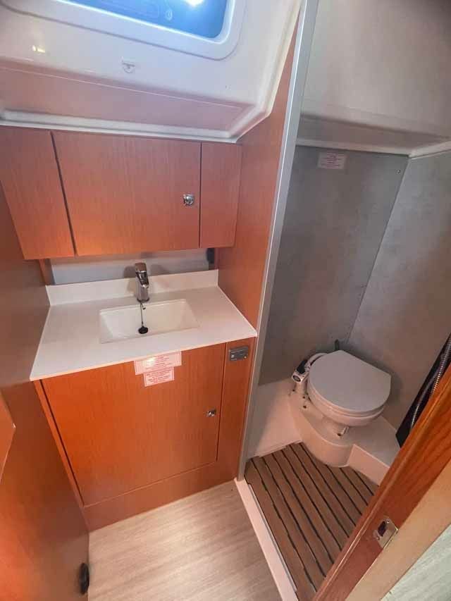 Bavaria C42 | Paella