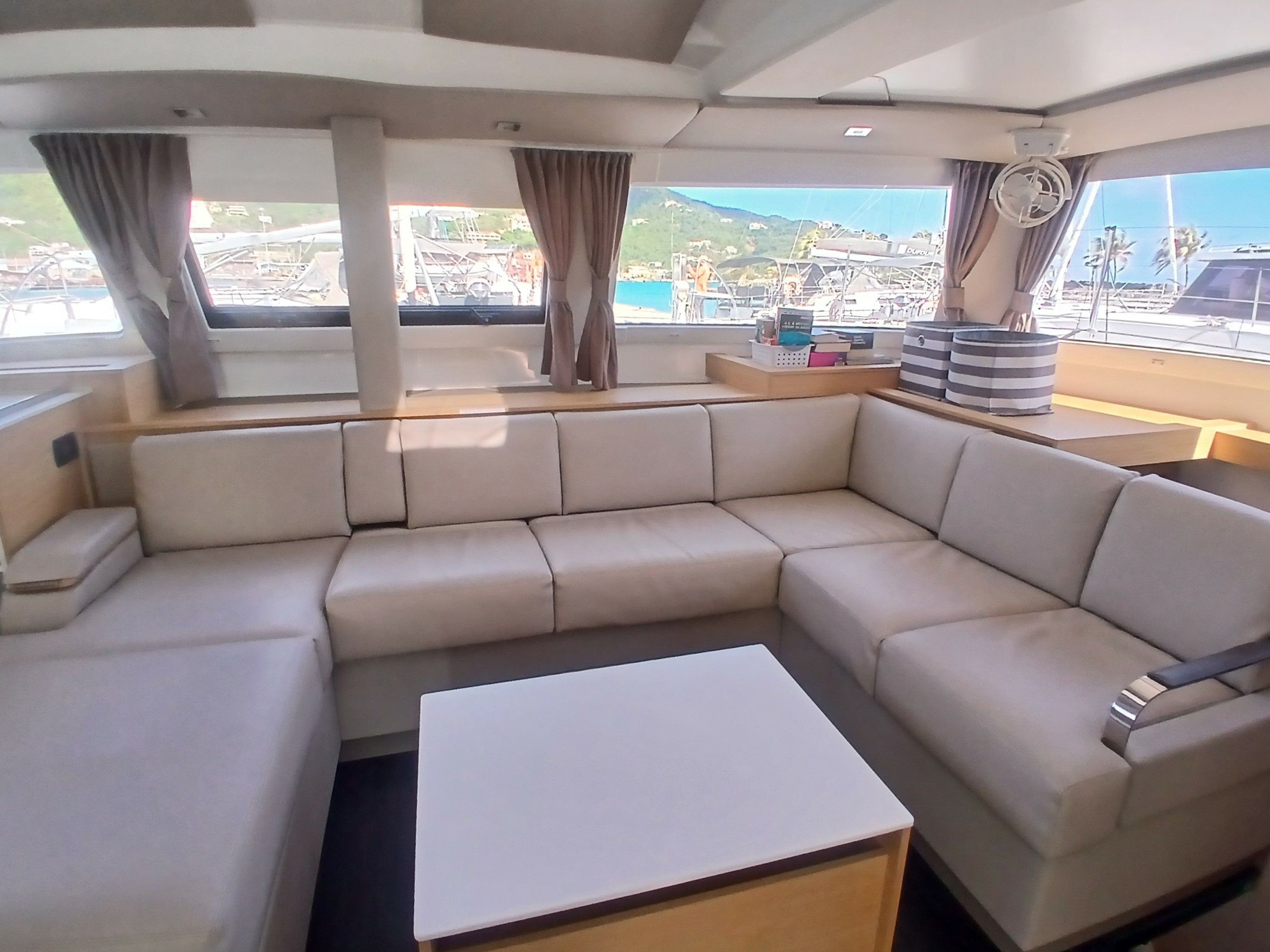 Fountaine Pajot Elba 45 | Winged Arrow 2