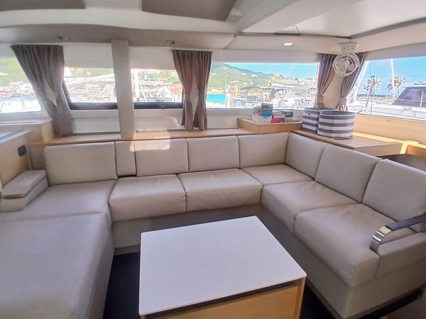 Fountaine Pajot Elba 45 | Winged Arrow 2