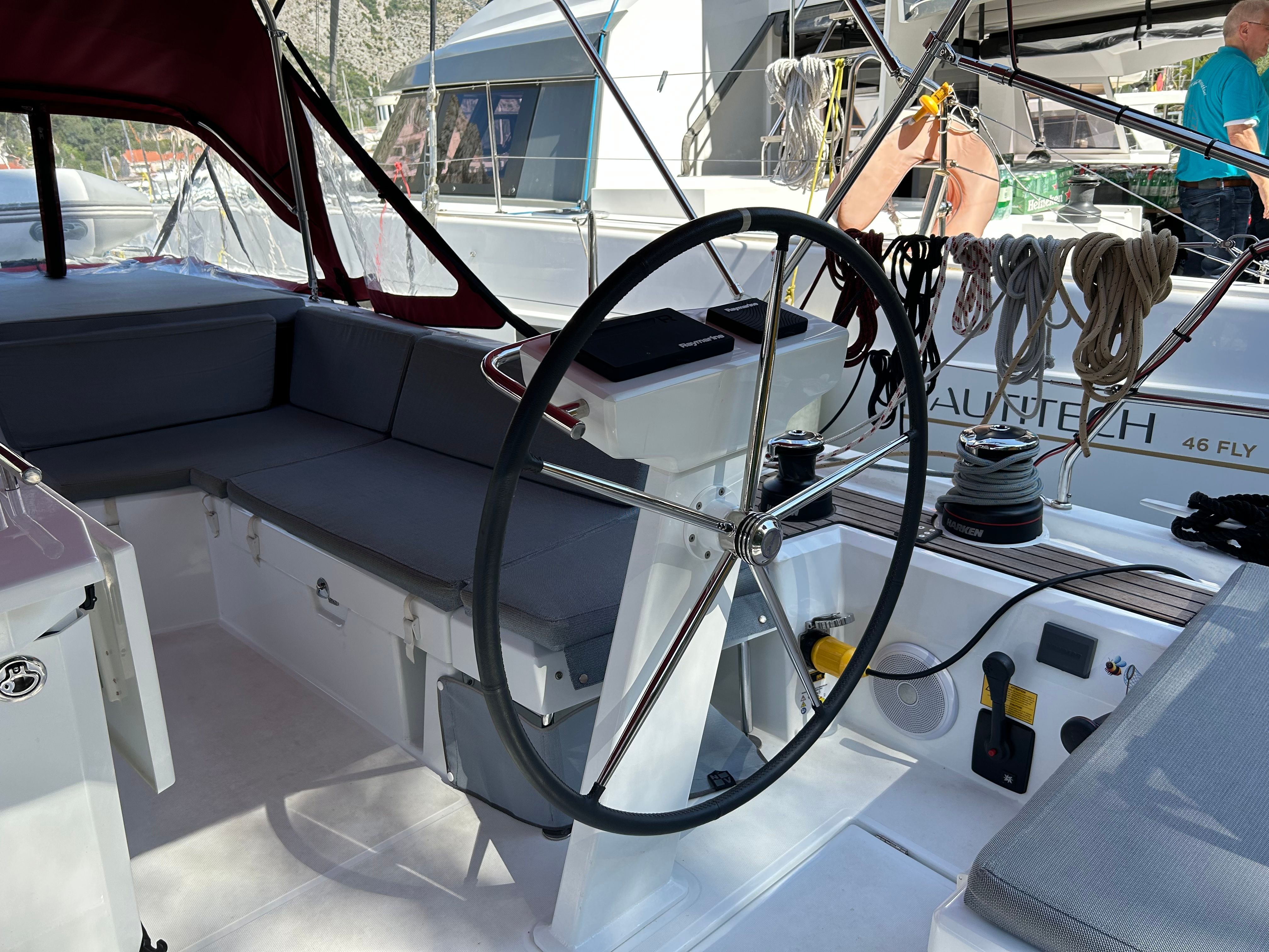 Beneteau Oceanis 46.1 | Bumblebee