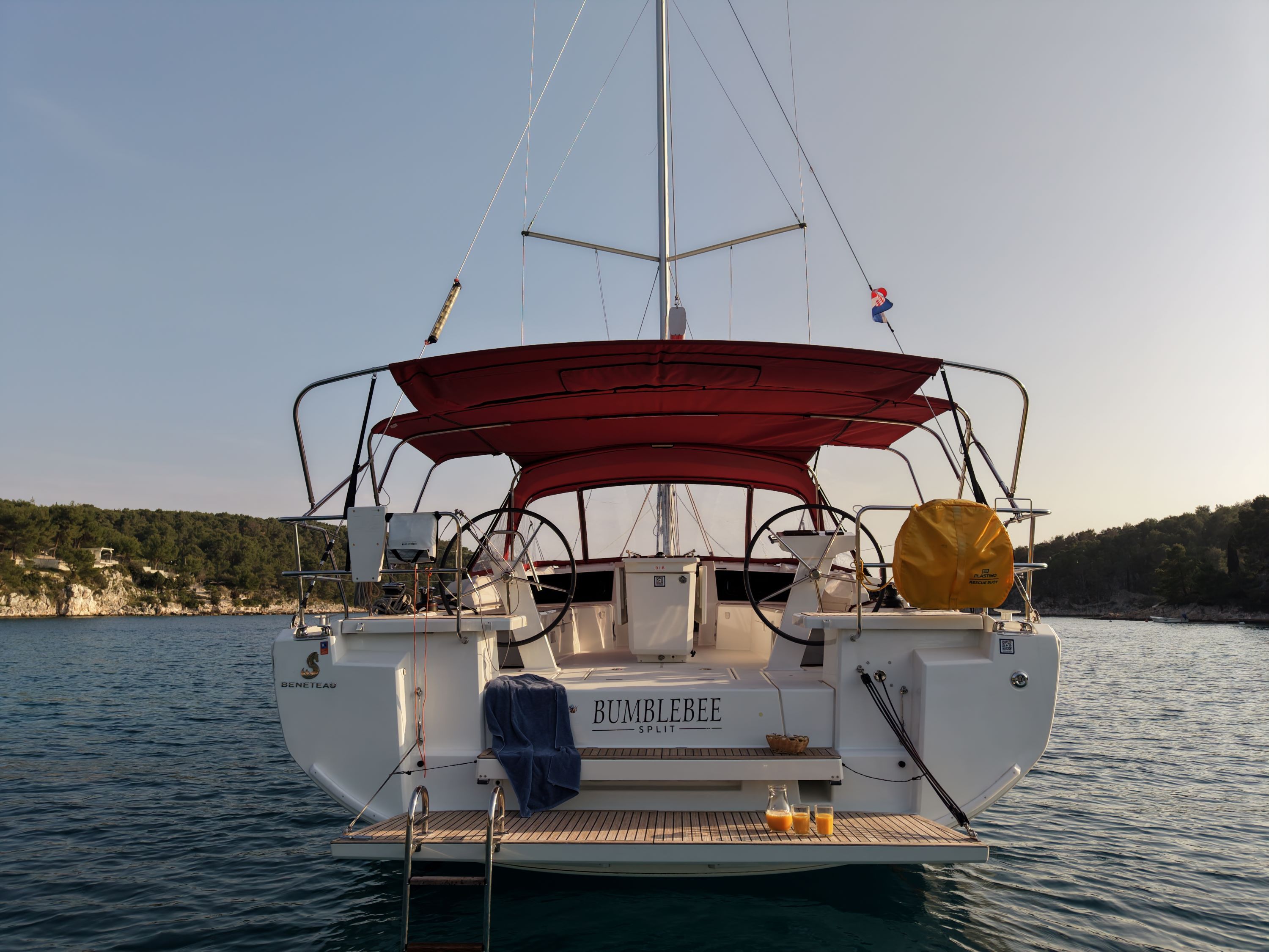 Beneteau Oceanis 46.1 | Bumblebee
