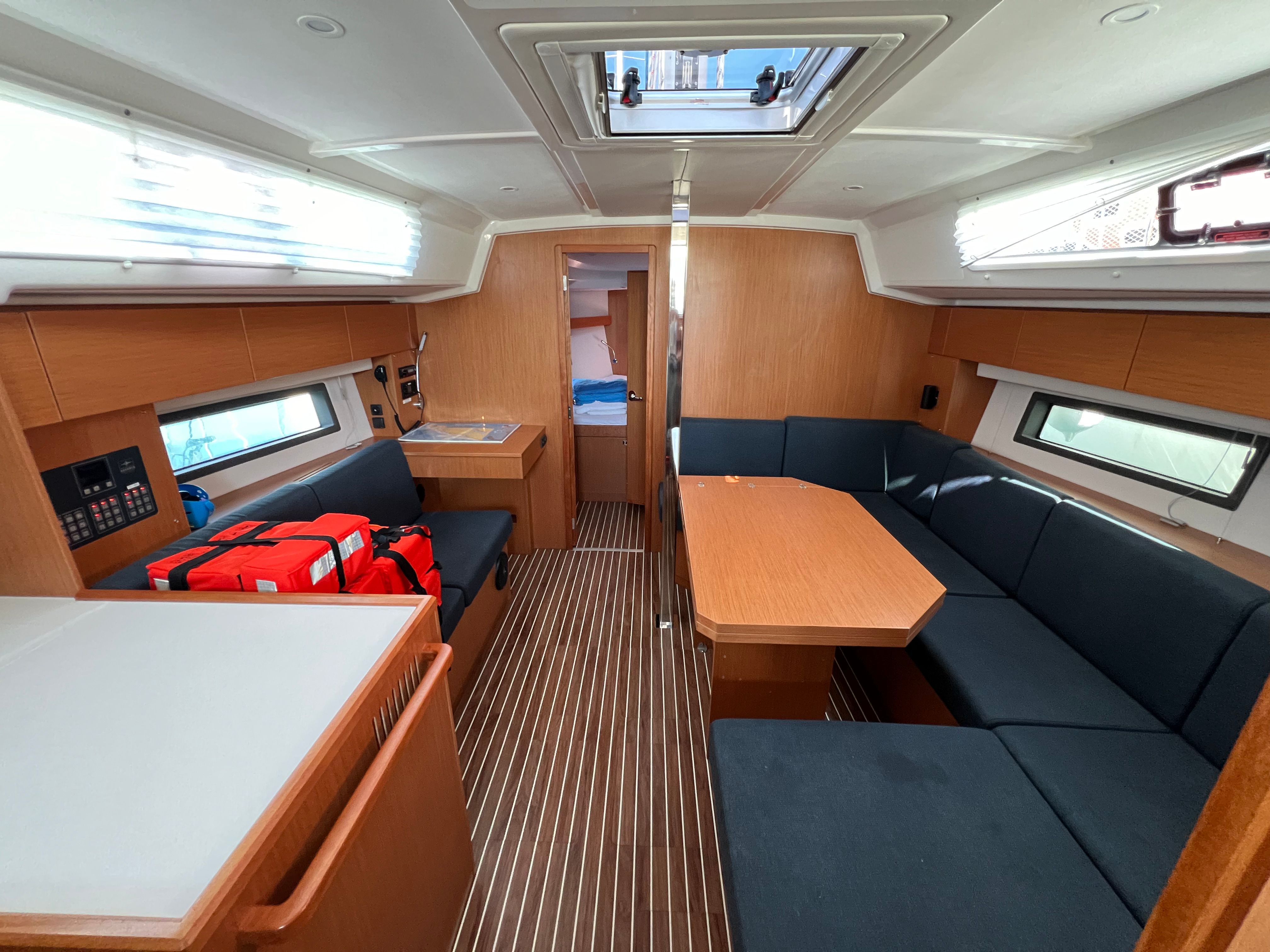 Jeanneau Sun Odyssey 440 | Jenny