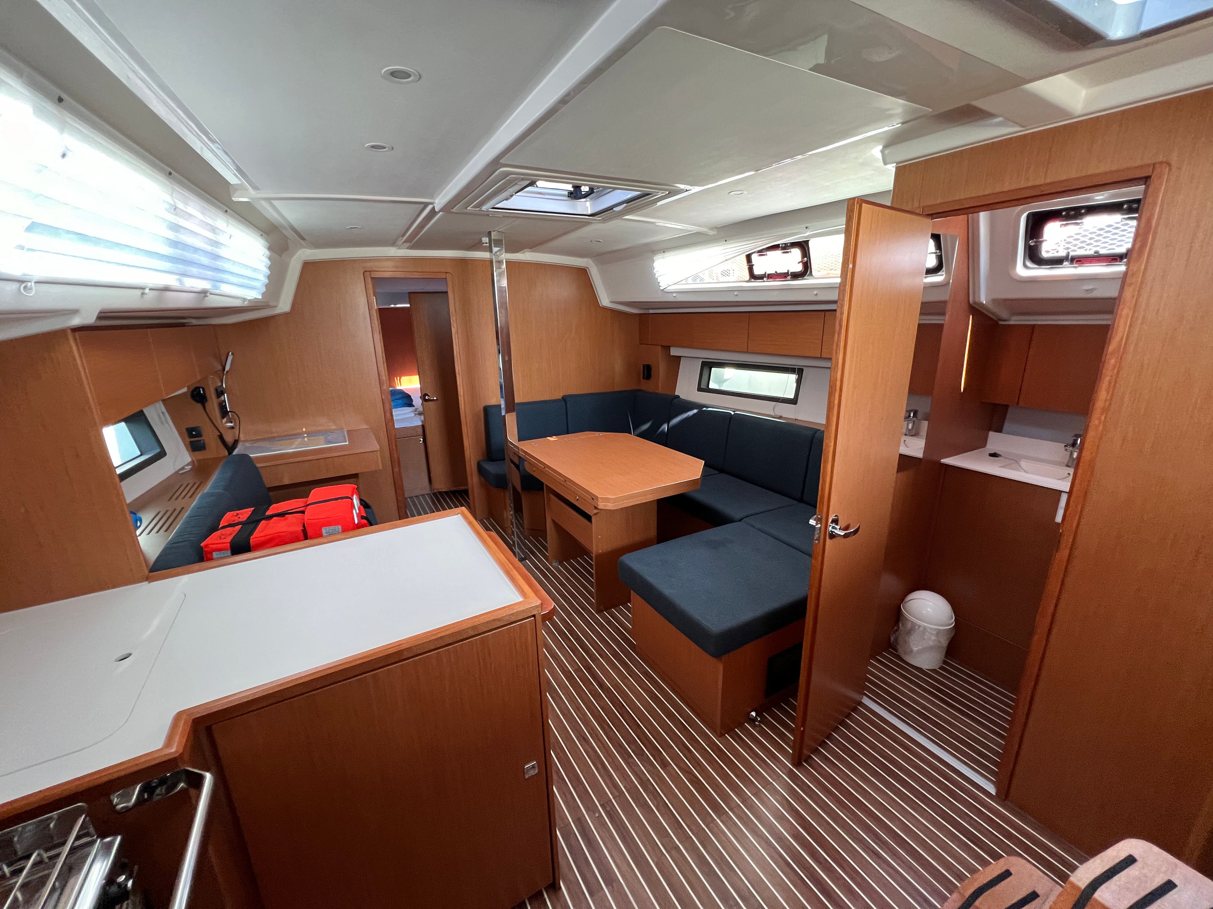 Jeanneau Sun Odyssey 440 | Jenny