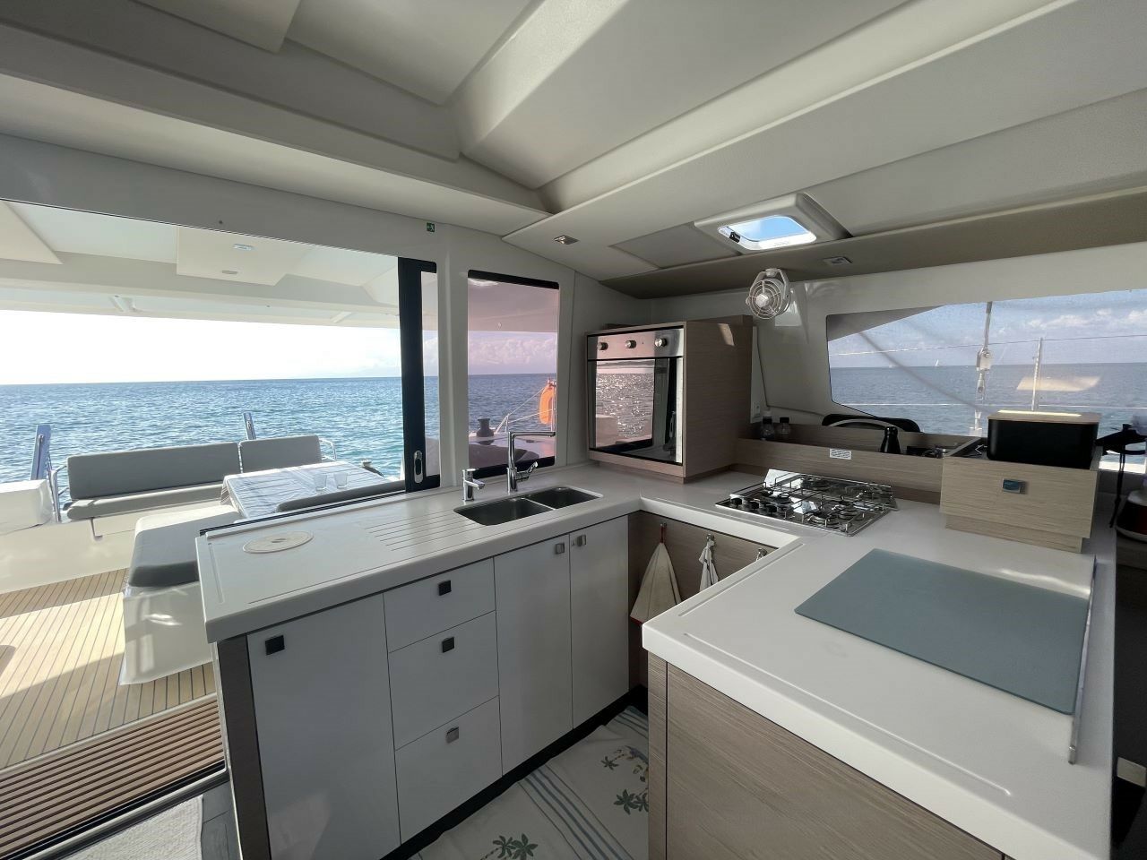 Fountaine Pajot Astrea 42 | Kazanou