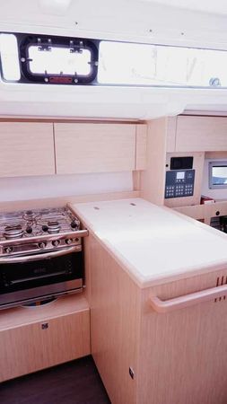 Bavaria C38 | Alesia