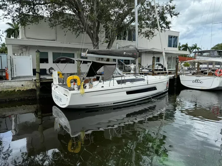 Dufour 37 | Island Girl