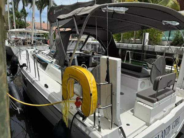 Dufour 37 | Island Girl