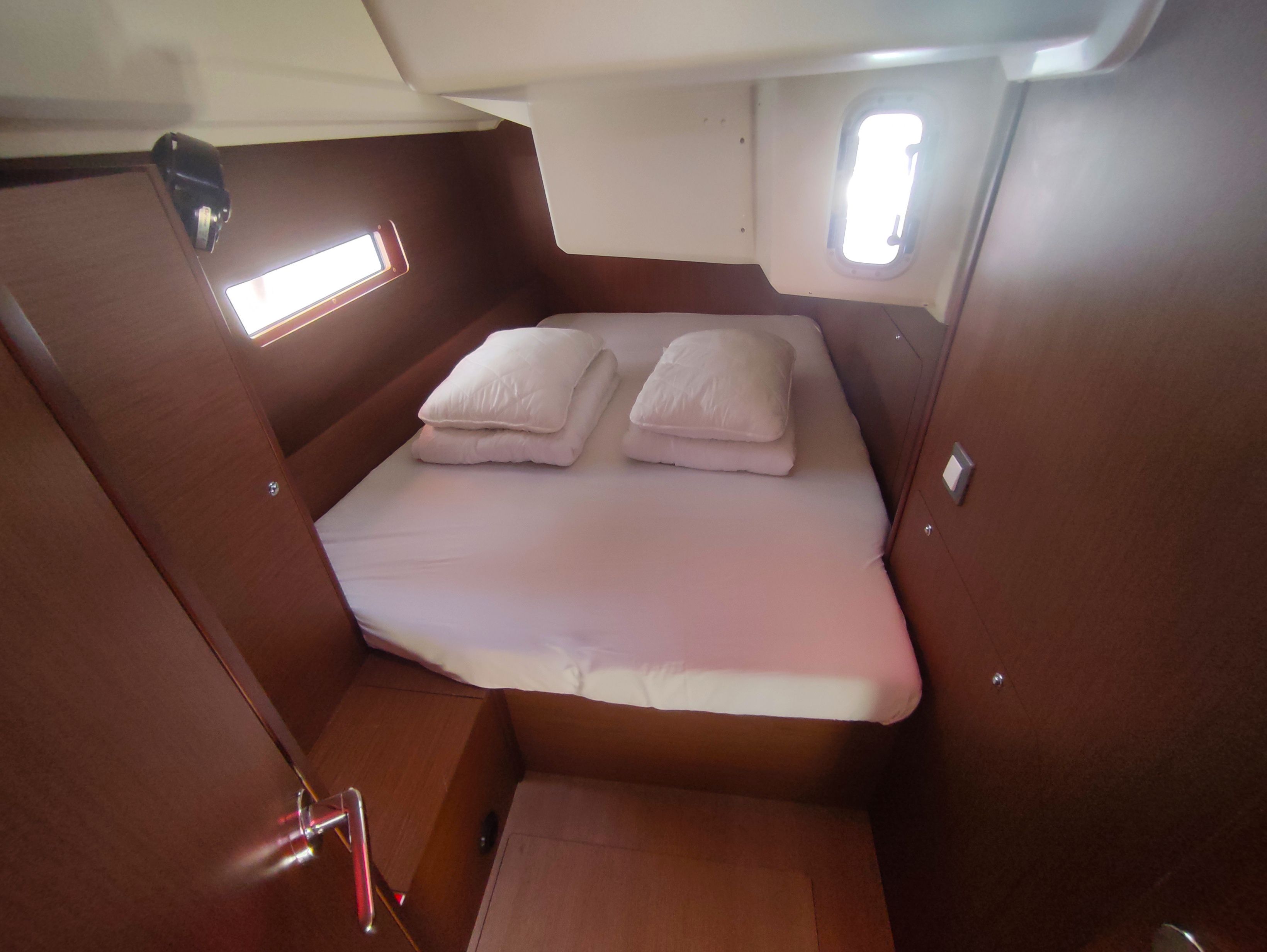 Beneteau Oceanis 40.1 | Kobe