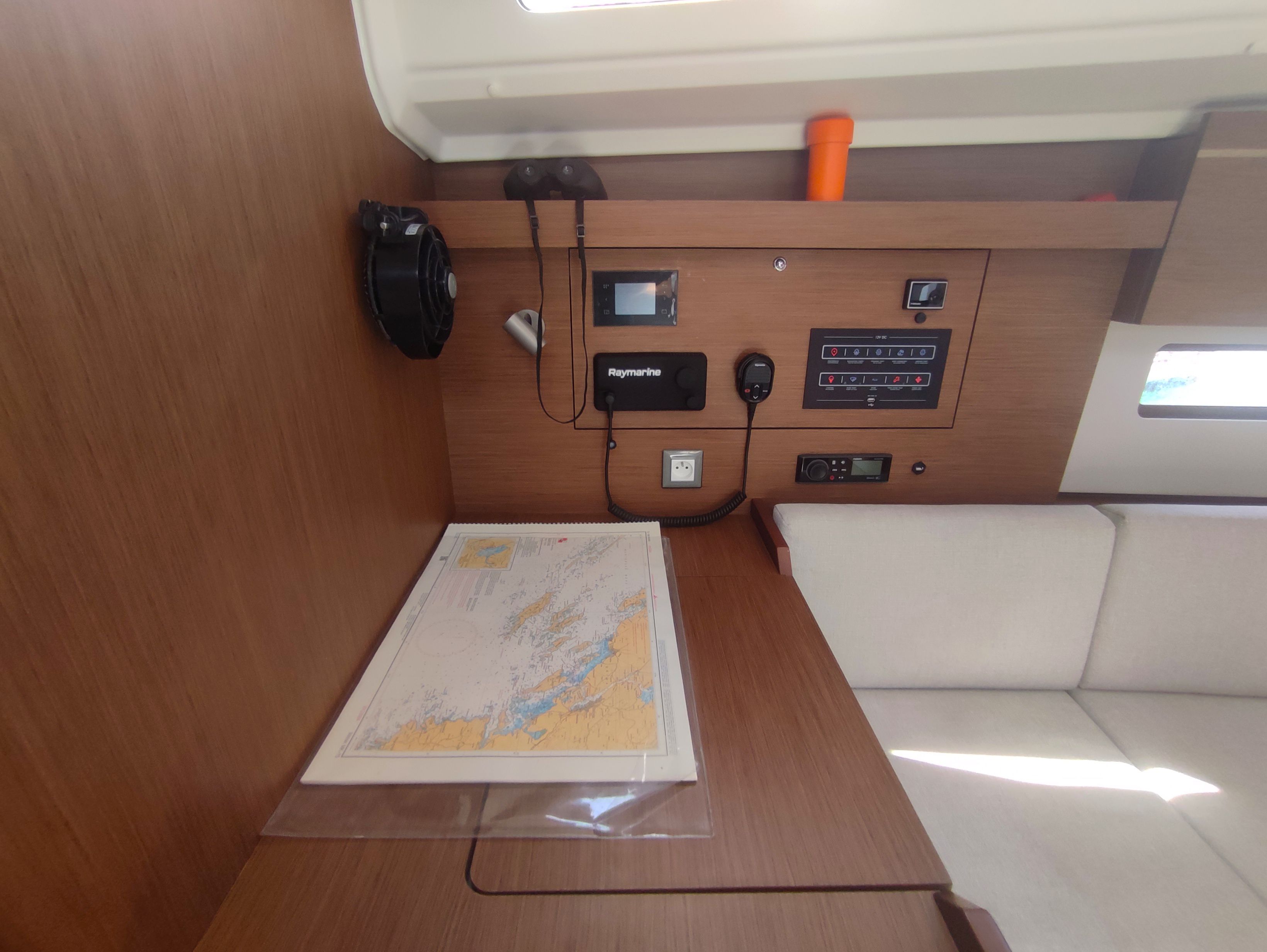 Beneteau Oceanis 40.1 | Kobe