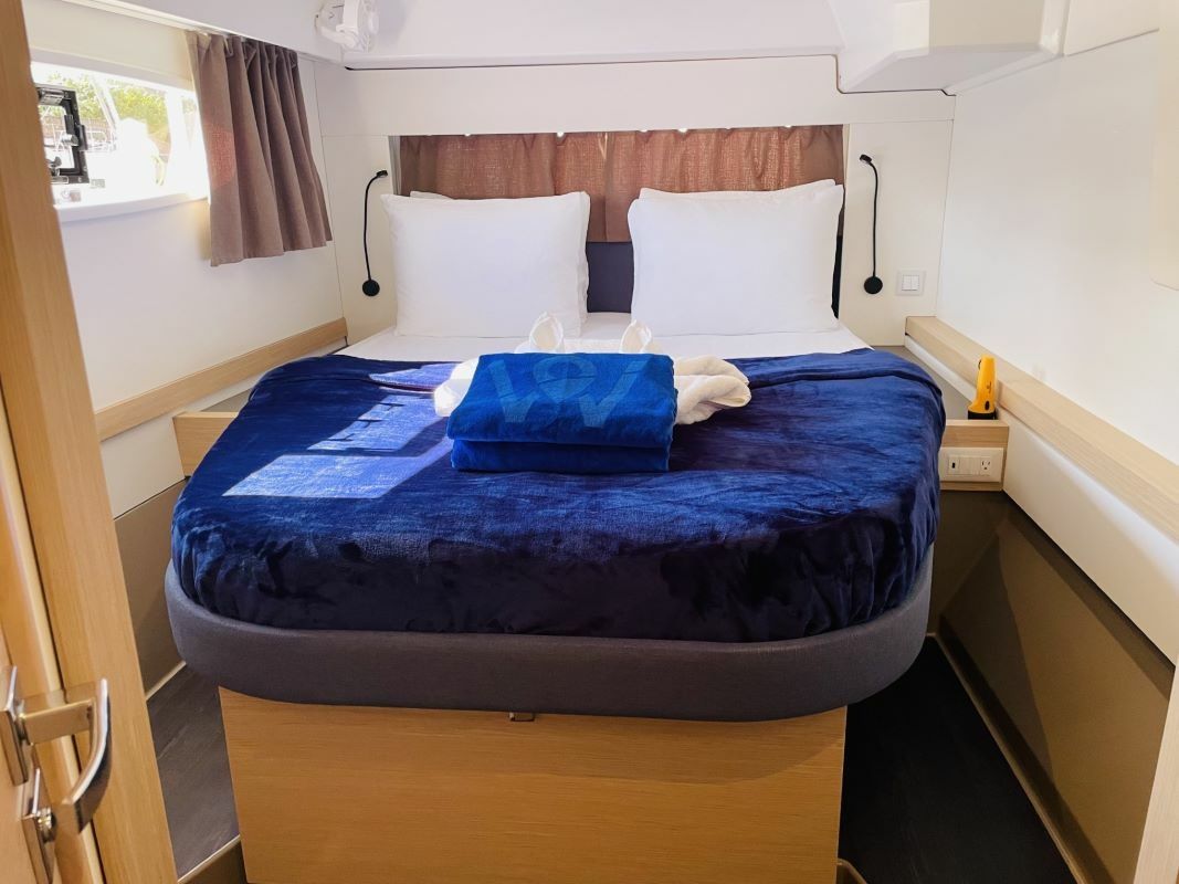 Fountaine Pajot Astrea 42 | All the Perks