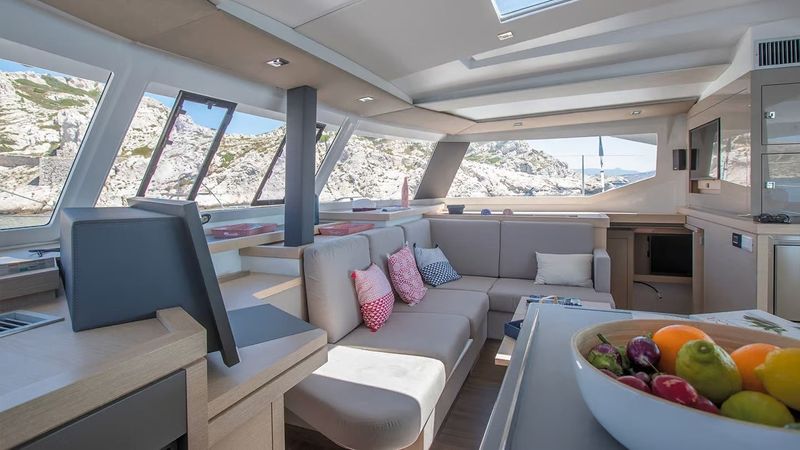 Fountaine Pajot Astrea 42 | Neza