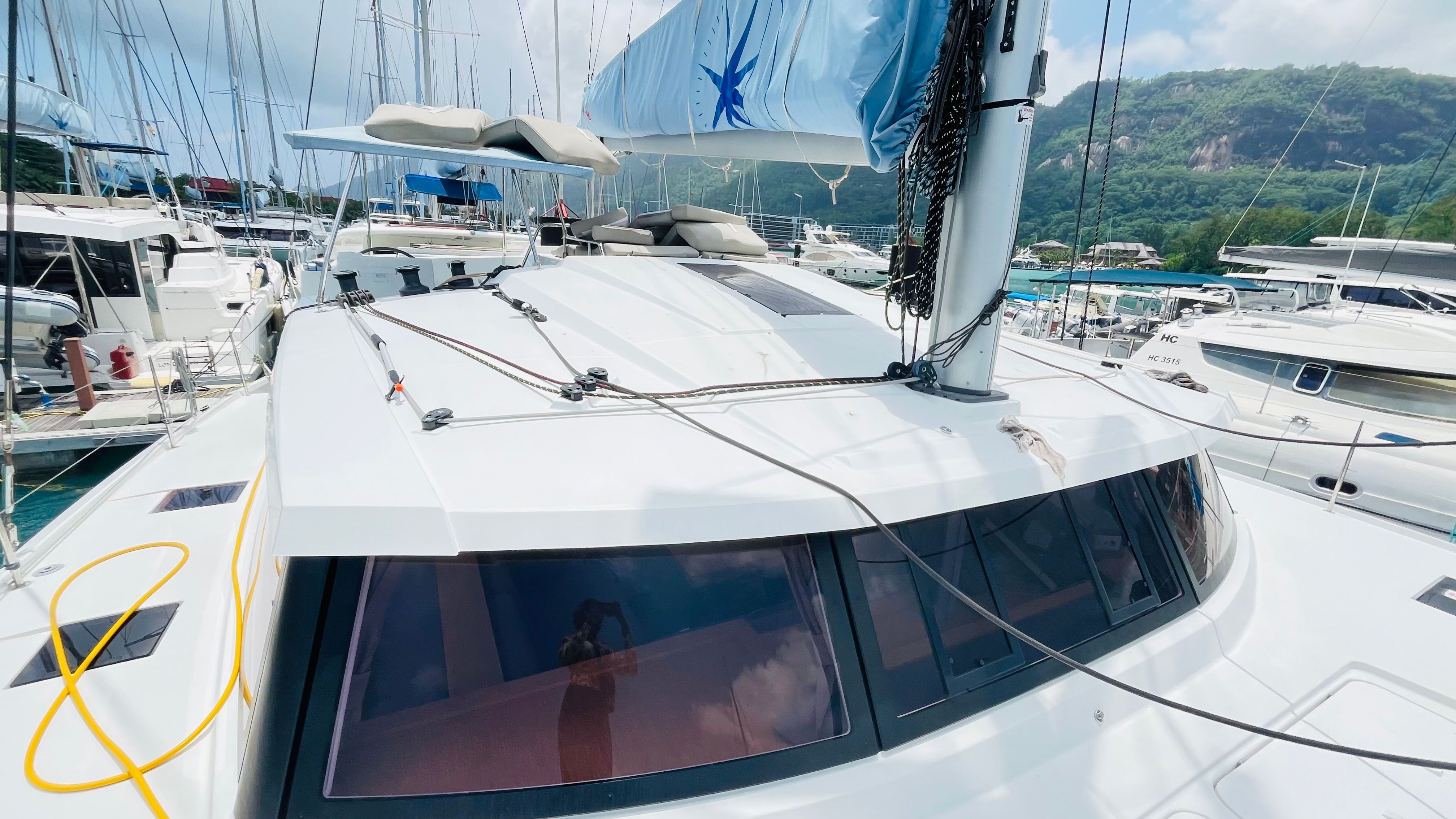 Fountaine Pajot Astrea 42 | Neza