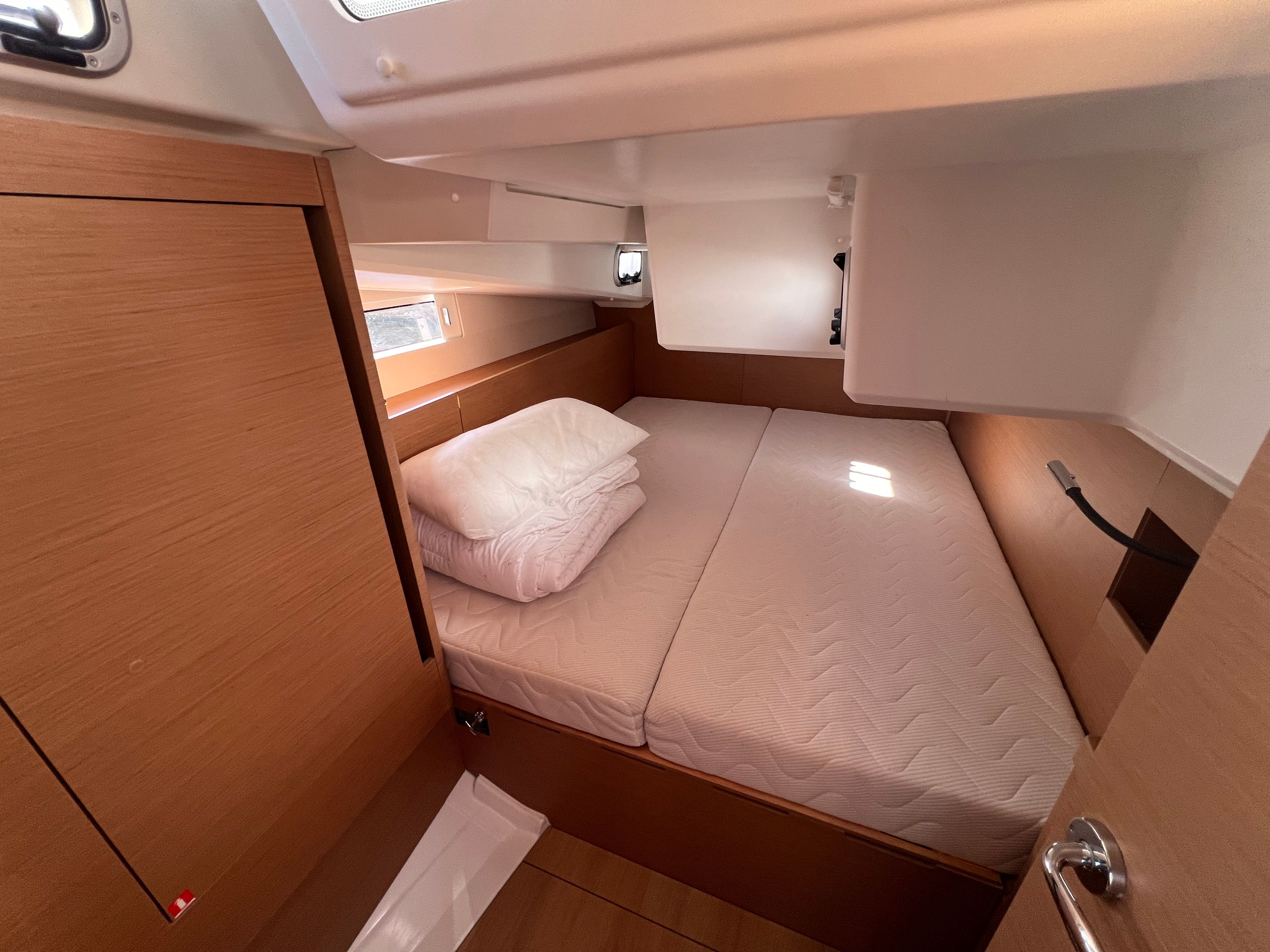 Jeanneau Sun Odyssey 490 | Sofiya