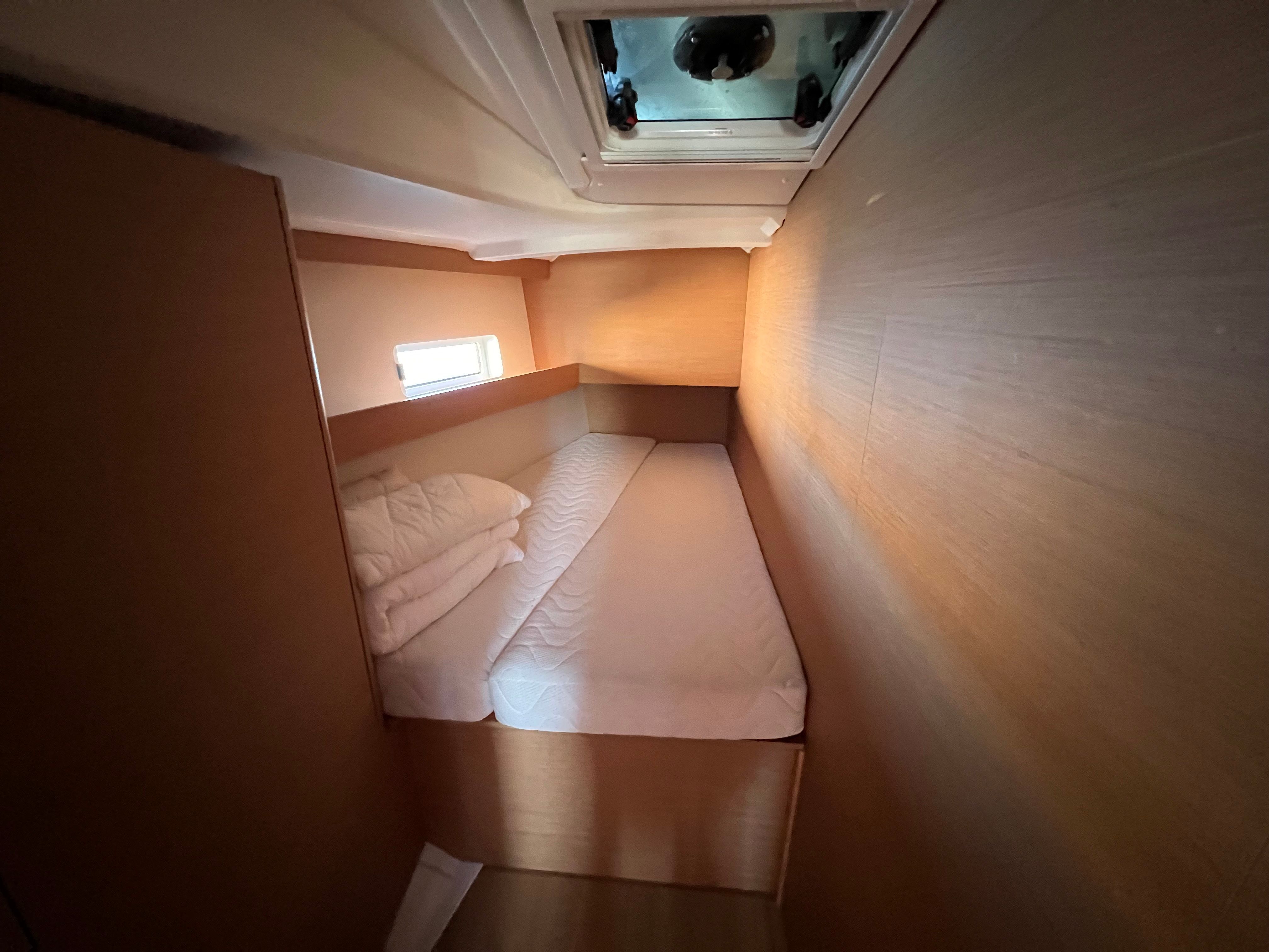 Jeanneau Sun Odyssey 490 | Sofiya