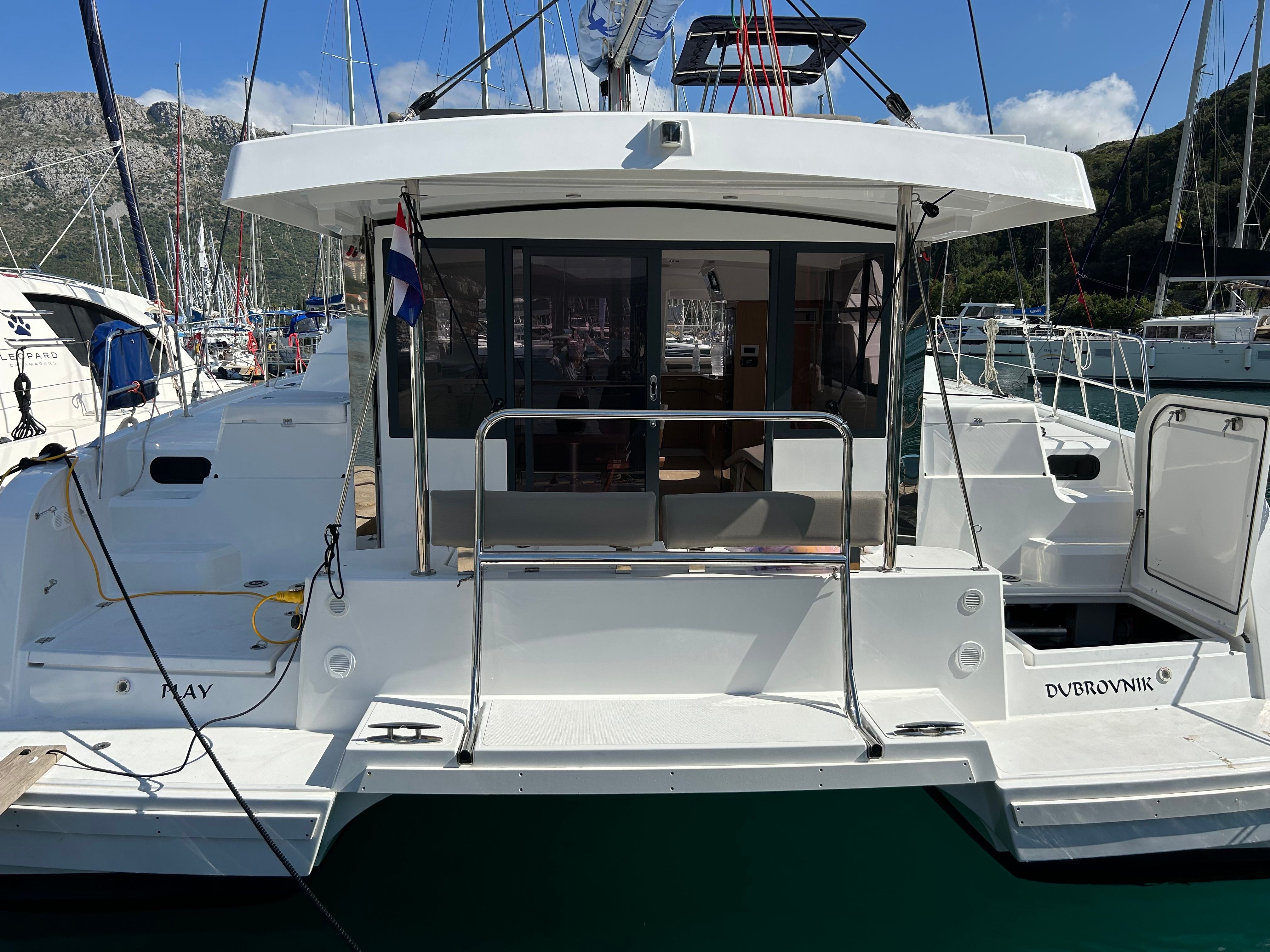 Bali Catspace | Play