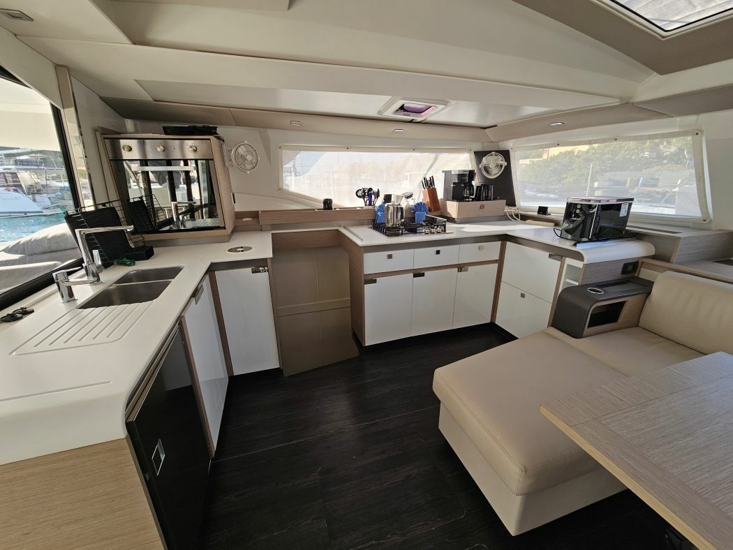 Fountaine Pajot Elba 45 | The Happy Heifer