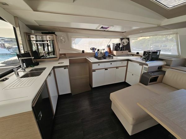 Fountaine Pajot Elba 45 | The Happy Heifer